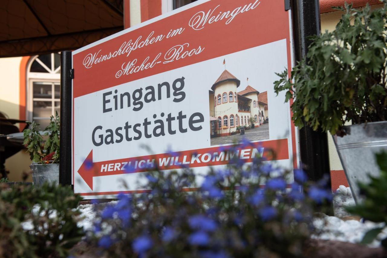 Weinschloesschen Im Weingut Roos 호텔 Ilbesheim 외부 사진